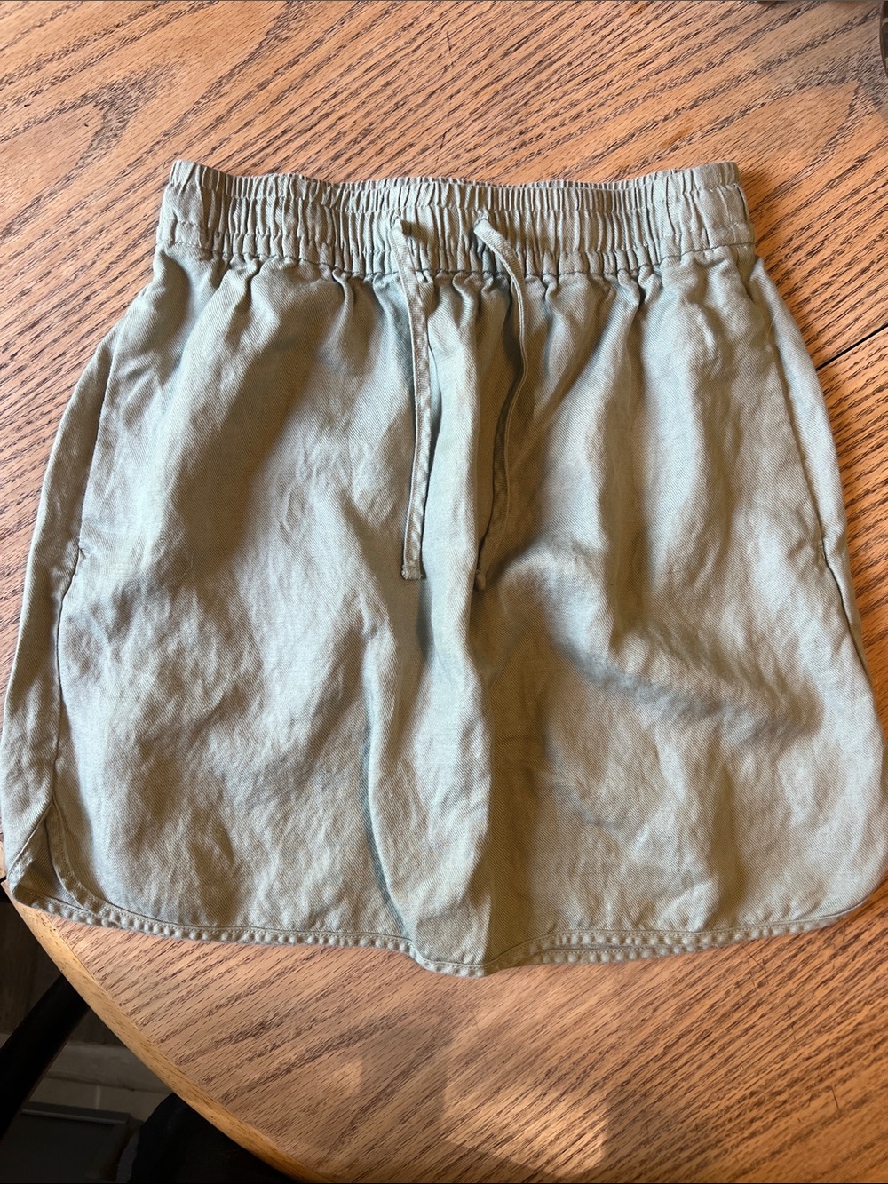 Madewell Casual Drawstring Skirt in Sage Green